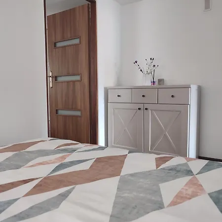Apartment Daleko Od Szosy